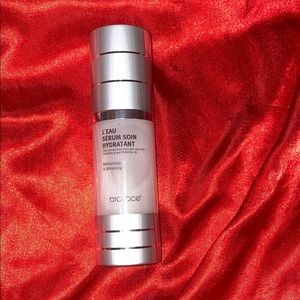 L’EAU Serum Soin Hydrant